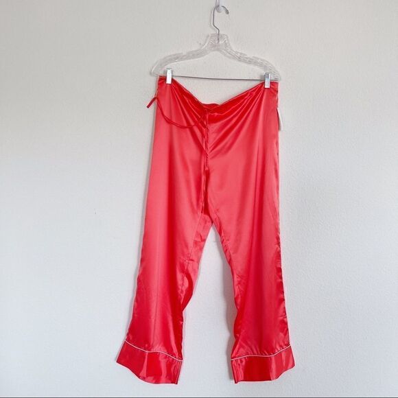 NATORI FEATHERS SATIN ESSENTIALS PJ in Carol size Large - Picture 5 of 11